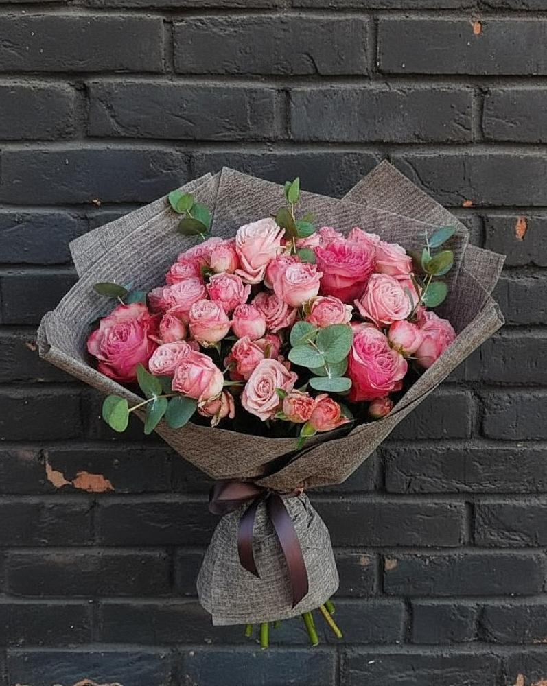 Букет цветов из: Розы в Цветово 1-ом