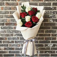 Букет цветов из:  Розы в Цветово 1-ом