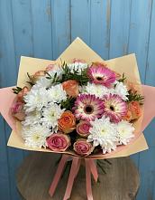 Букет цветов из:  Розы, Герберы и Хризантемы в Цветово 1-ом