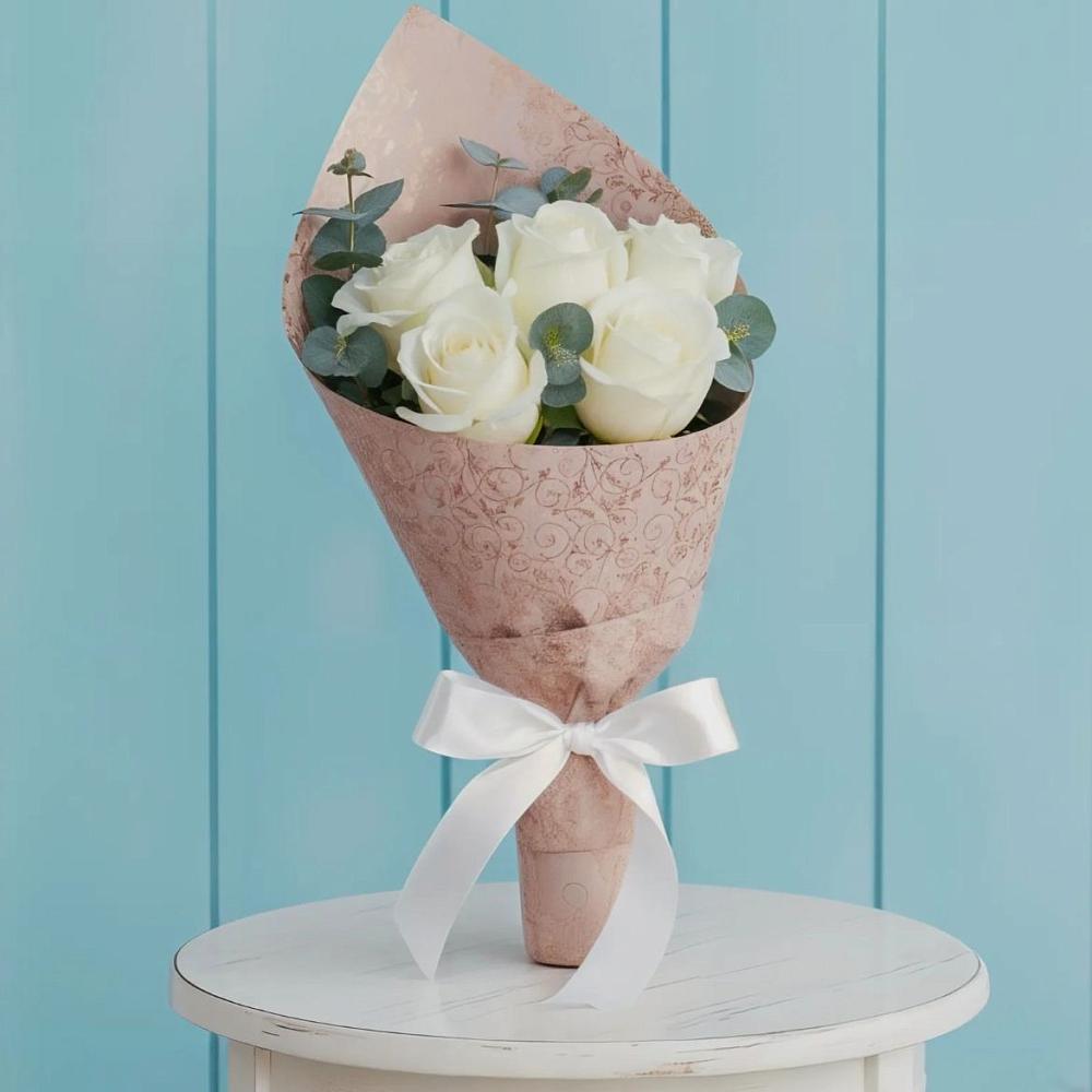 Букет цветов из: Розы в Цветово 1-ом