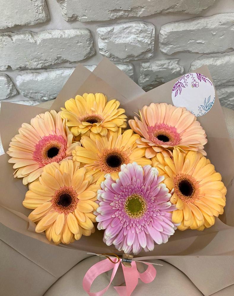 Букет цветов из: Герберы в Цветово 1-ом
