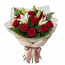Букет цветов из:  Лилии и Розы в Цветово 1-ом