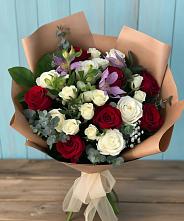 Букет цветов из:  Розы и Альстромерии #REPLACE_PRED# Цветово 1-ом