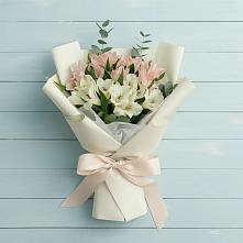 Букет цветов из:  Альстромерии в Цветово 1-ом