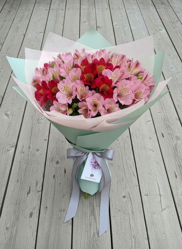 Букет цветов из: Альстромерии в Цветово 1-ом