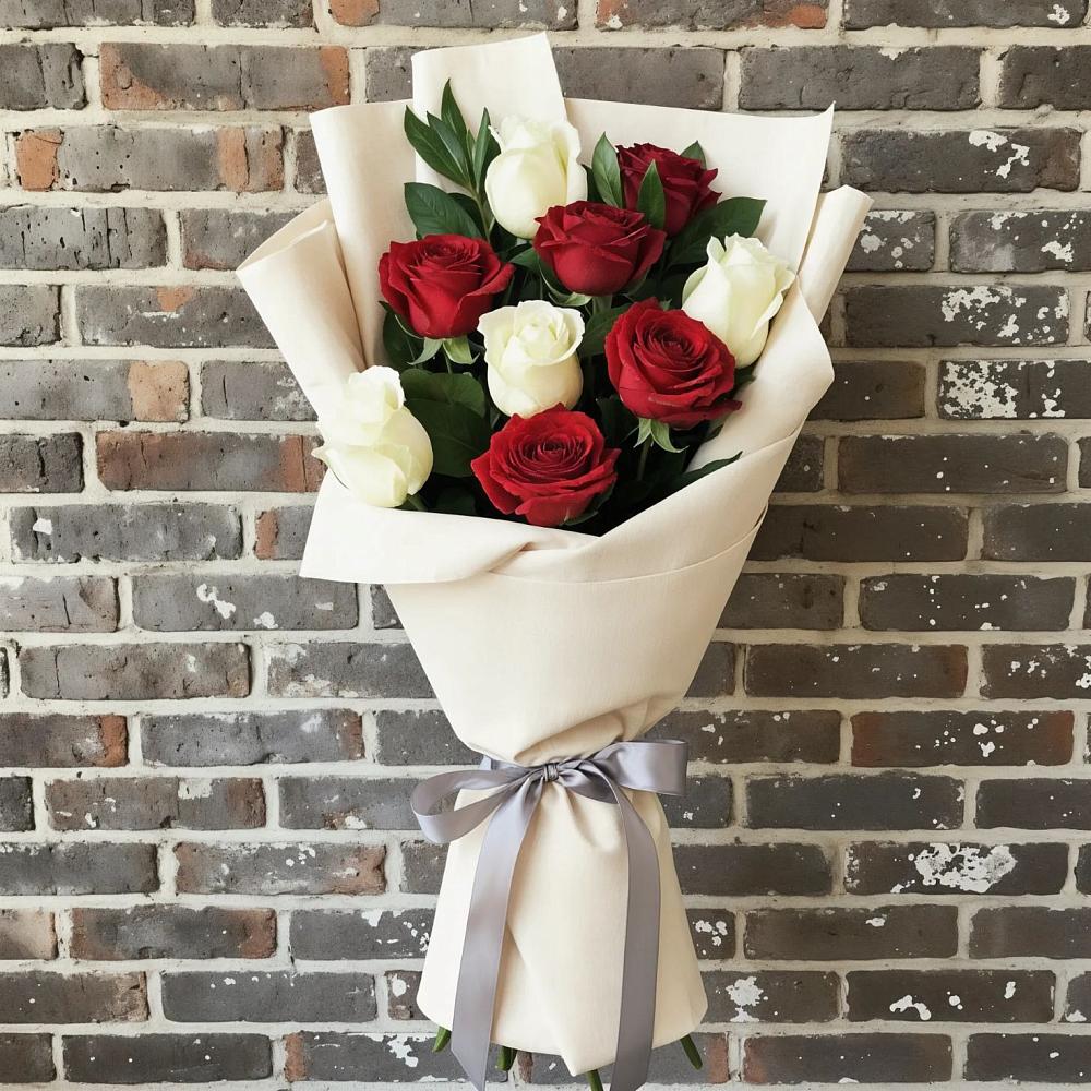 Букет цветов из: Розы в Цветово 1-ом