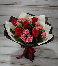 Букет цветов из:  Розы #REPLACE_PRED# Цветово 1-ом