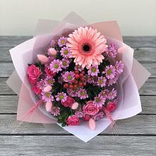 Букет цветов из:  Розы, Герберы и Хризантемы в Цветово 1-ом