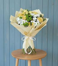 Букет цветов из:  Хризантемы и Розы в Цветово 1-ом