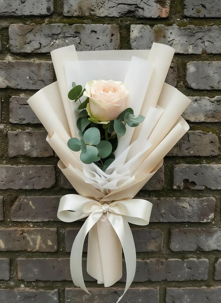 Букет цветов из: Розы в Цветово 1-ом